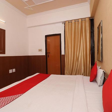 Oyo 8379 Hotel Kamal Lucknow Eksteriør billede