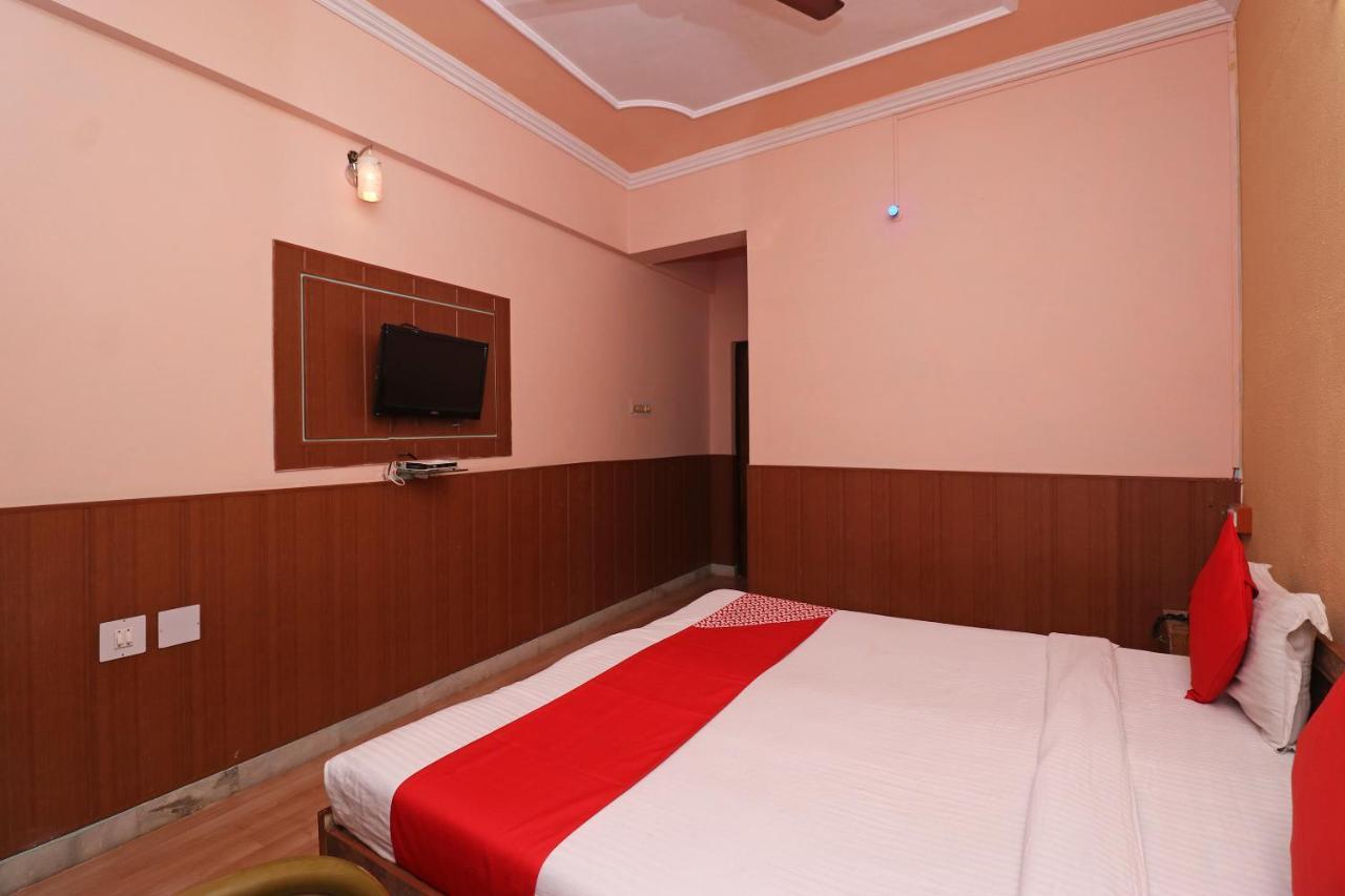 Oyo 8379 Hotel Kamal Lucknow Eksteriør billede